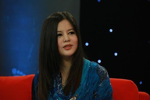 “捞金女王”真栽了！隐匿收入47亿，偷税1.4亿，54岁还能翻身吗（组图） - 13