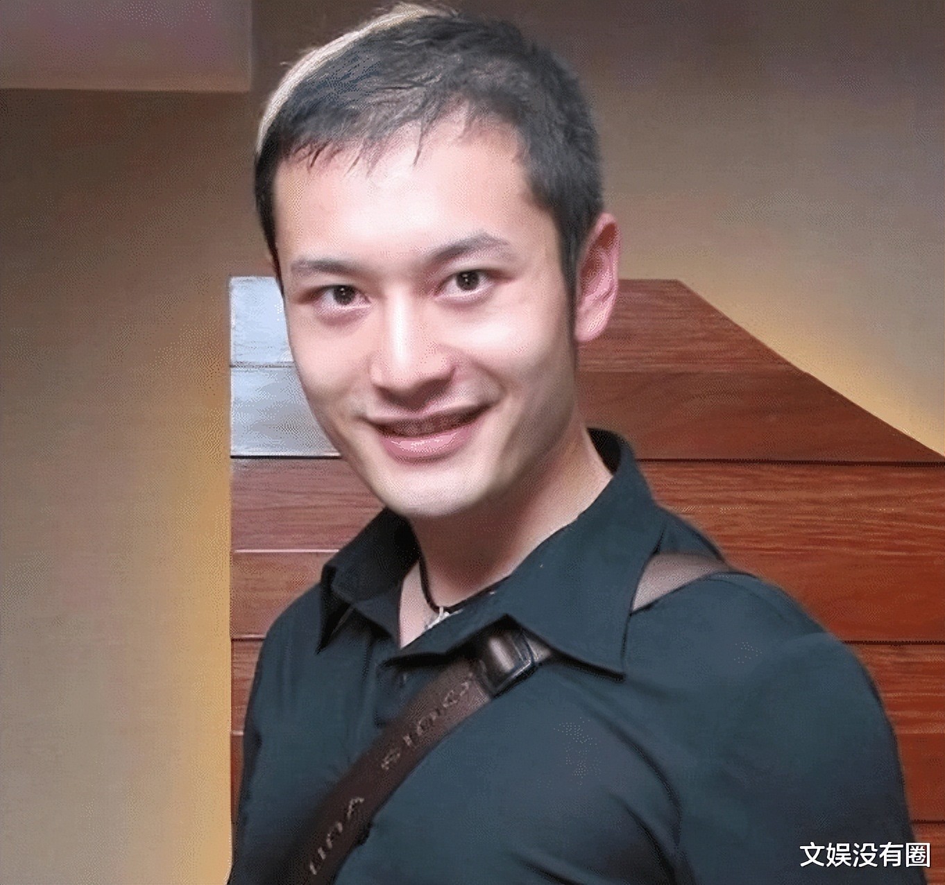 黄晓明回应上戏考博落榜,网友神总结:我有关系,但我没滥用(组图) - 4