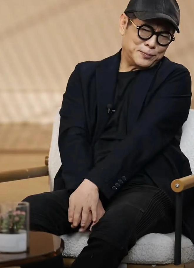 62岁李连杰自曝患有自闭症，为做慈善求姚明帮忙，叹：我是真孙子（组图） - 18