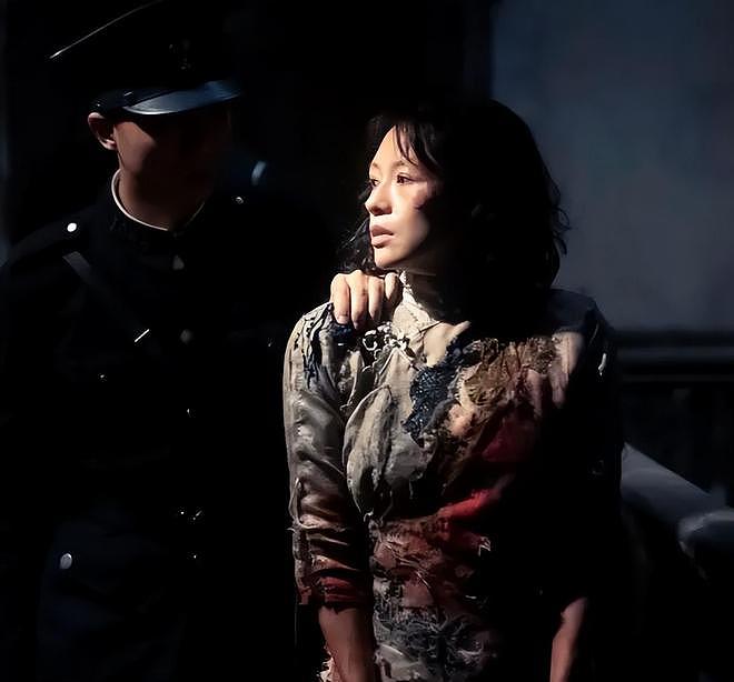 《酱园弄》首映口碑出炉！大尺度戏太尴尬，全影院听杨幂上厕所（组图） - 4