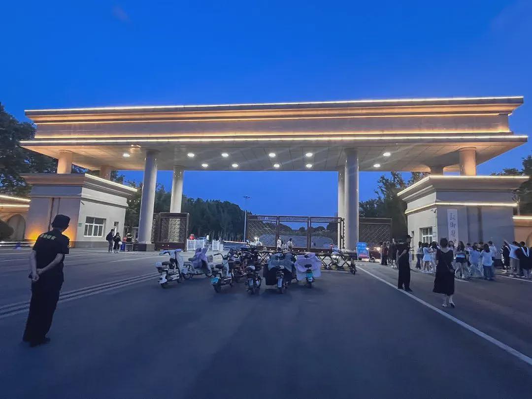 小镇青年罗帅宇，网吧里长大的少年（组图） - 3