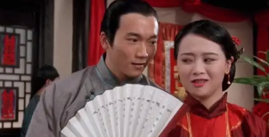 网上唯一不招人烦的“卖惨”,是这娱乐圈女神退圈摆摊(组图) - 1