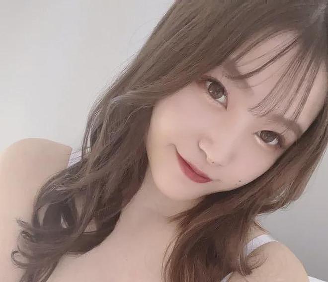 【美女】D级女艺人，身材火辣诱人，勾魂万千，让人窒息（组图） - 4