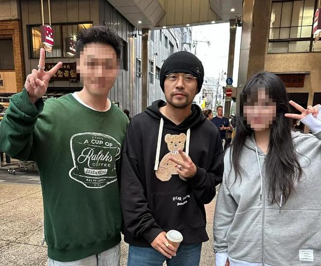 46岁周杰伦近况曝光！长期被病痛折磨，走路靠友人搀扶（组图） - 7