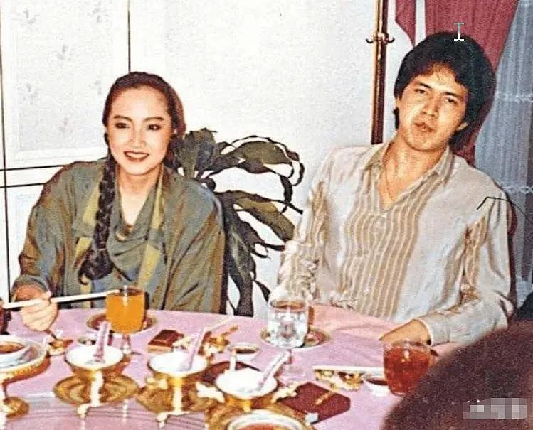 三女共侍一夫,还被大房下降头,最惨“影后”的瓜!(组图) - 10
