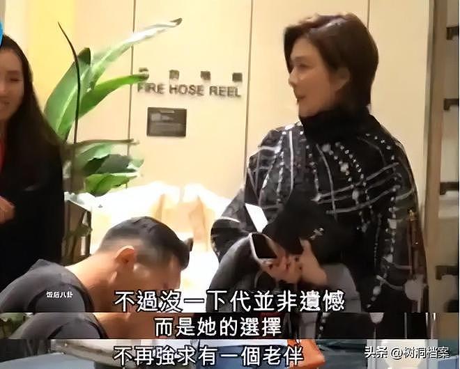 62岁关之琳近况：住豪宅以狗为伴，财产留给弟弟，不信爱情信亲情（组图） - 9