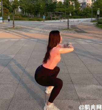 【美女】当她摘下口罩,露出阵容!网友直呼:这身材我爱了...(组图) - 21