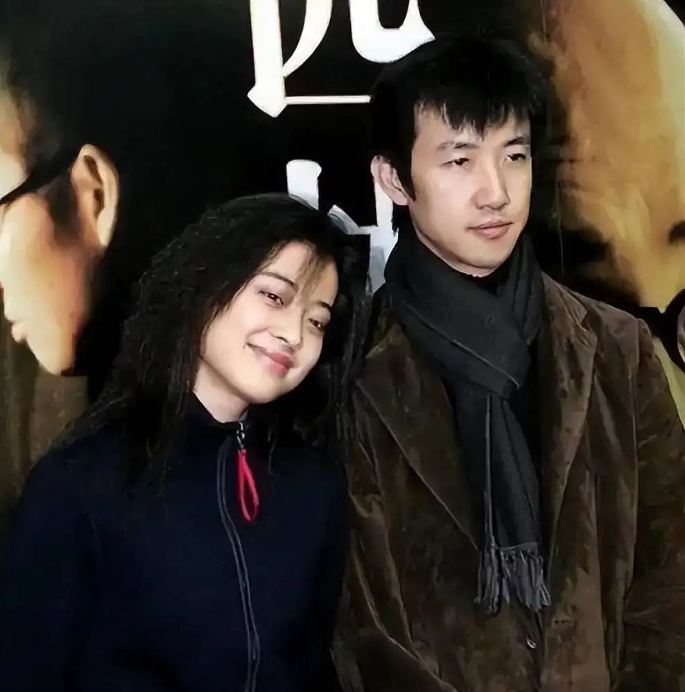 借梅婷上位，为李小冉挨刀，素人导演“泡妞记”（组图） - 9