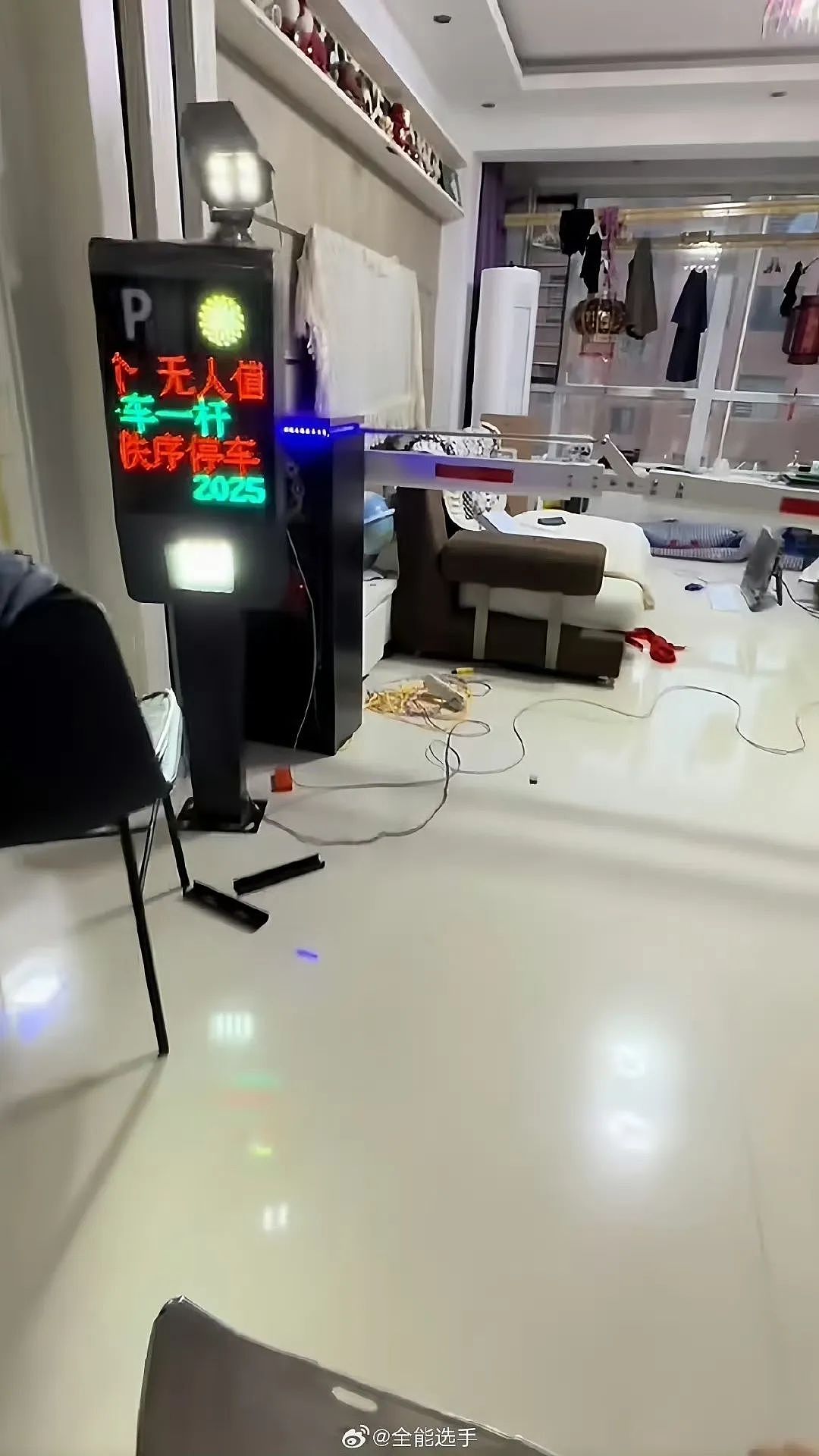 【爆笑】“相亲相到‘嘴强王者’是种什么体验…?”啊啊啊好险差点就把钱花出去了(组图) - 73