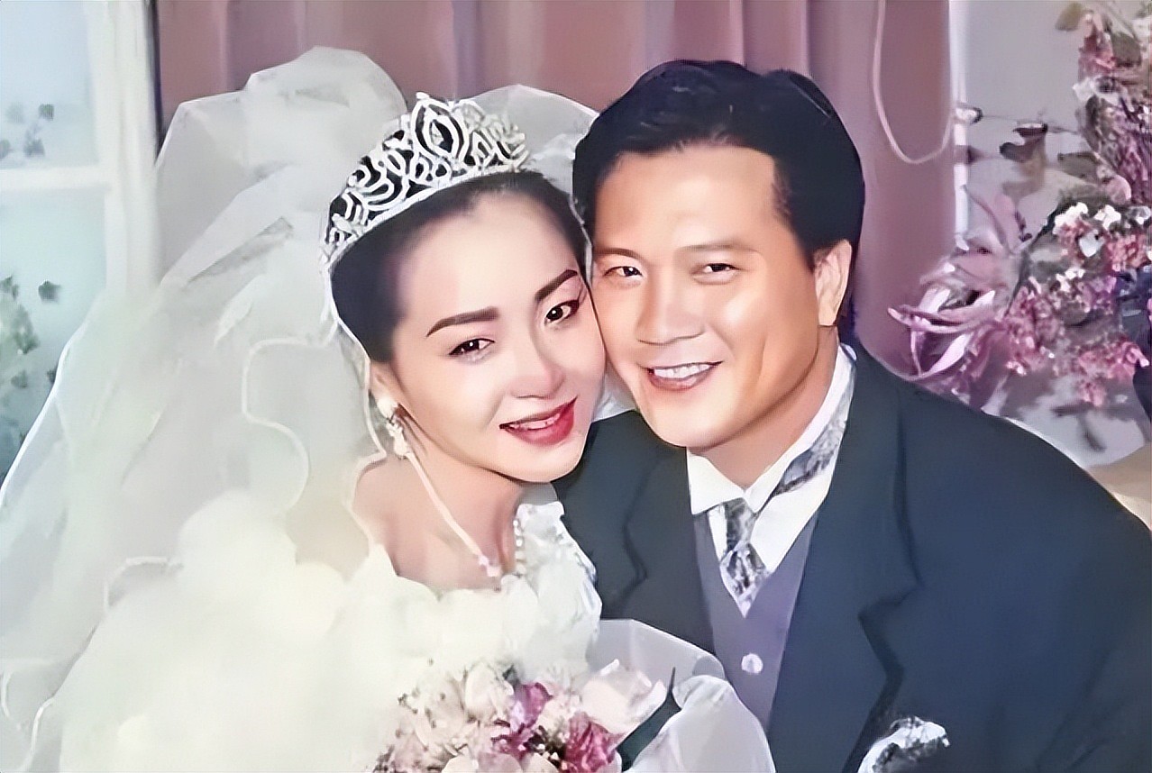 三女共侍一夫,还被大房下降头,最惨“影后”的瓜!(组图) - 23