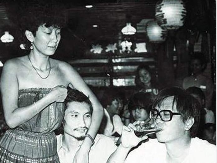 68岁尔冬升晒娃再惹争议：贵圈4位伪丁克男星，一个比一个离谱（组图） - 36
