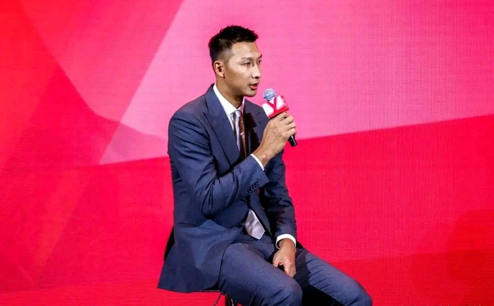 杨毅力挺易建联:谁给他定性了?谁说他有罪了?哪轮到你们网友审判(组图) - 2
