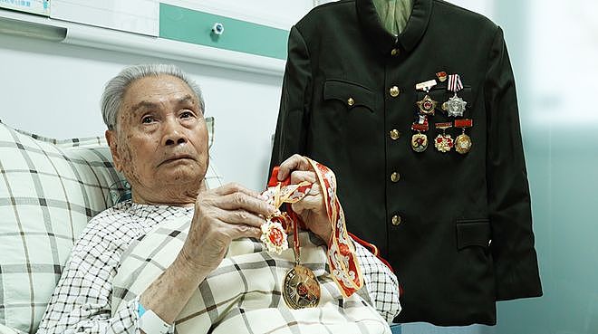 95岁离休干部获刑五年，被法院认定为恶势力团伙首要分子（组图） - 7
