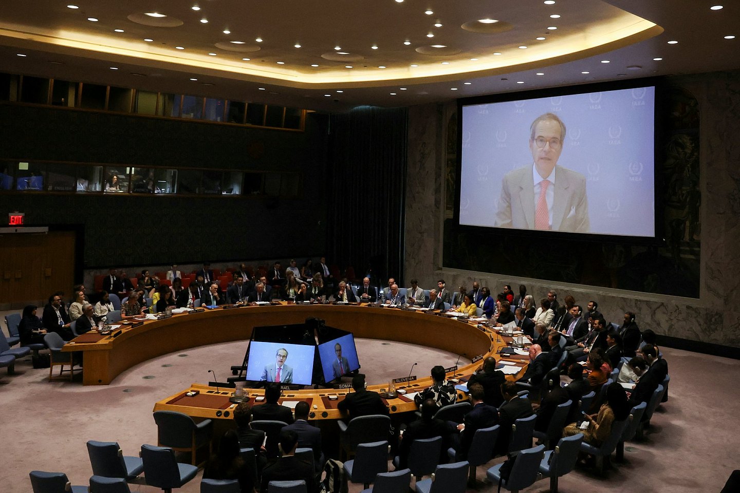 美国轰炸伊朗“战绩”初步分析：内塔尼亚胡、特朗普犯了同一错误（组图） - 5