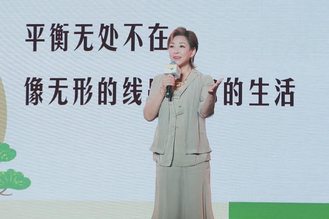 21岁成奥运冠军，22岁做演员，37岁创业：她的平衡之道（组图） - 8