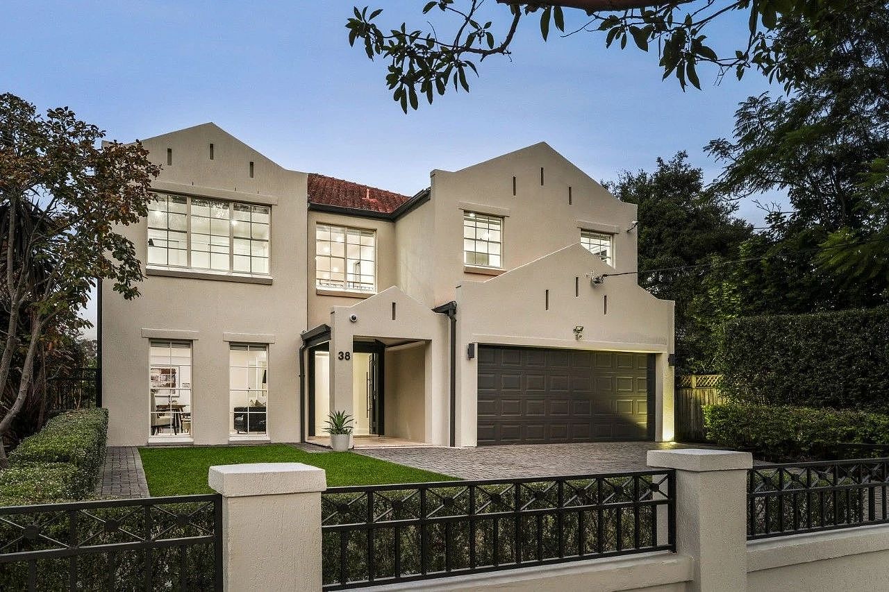 悉尼内西区Strathfield恢宏典雅住宅以$520万成交！（组图） - 1