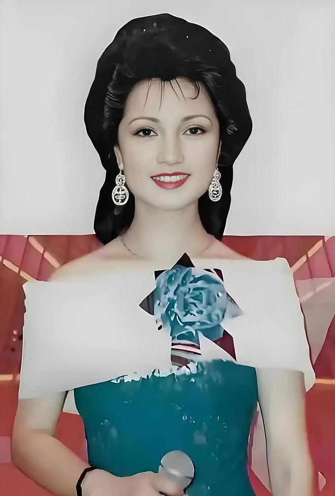 67岁“荧幕凤凰”侯玉婷,回归家庭25年,嫁富商央金成儿媳(组图) - 1