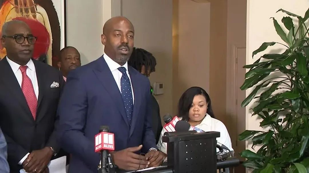 医院生娃,孩子头直接被医生拔掉了?父母请专家尸检,结果专家直接把图发网上了(组图) - 4