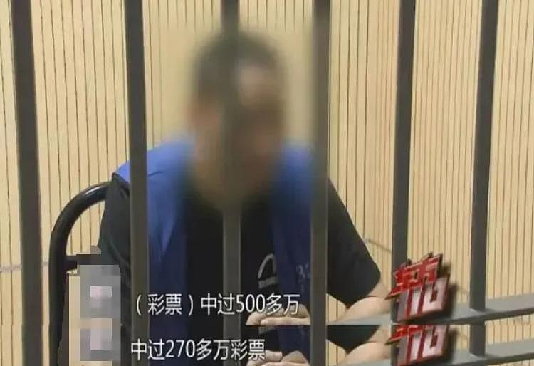 看完百万粉丝女网红“翻车道歉”,才明白为什么“穷人乍富”是灾难…(组图) - 25