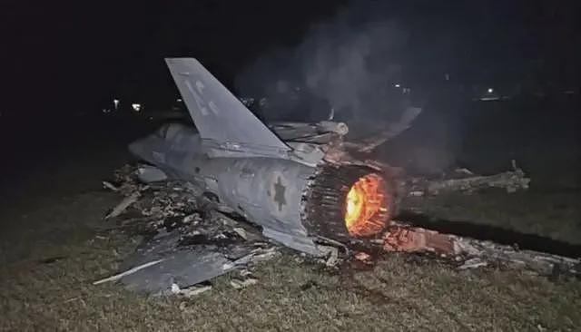 国家级“撒谎”:伊朗用AI生成F-35I击落视频,难掩政权危在旦夕(组图) - 3