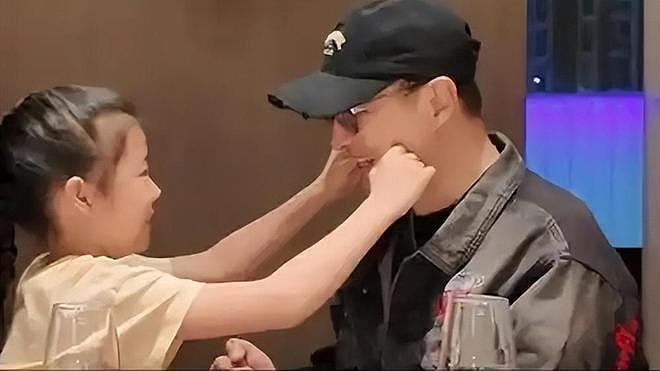 离婚后还是“好爸爸”，汪峰第7，冯绍峰第3，第1让人没想到（组图） - 6