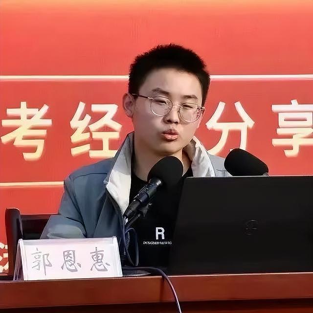 内蒙古一考生高考收获713分，北大连夜上门招生，老师：分数刷新了学校历史纪录（组图） - 6