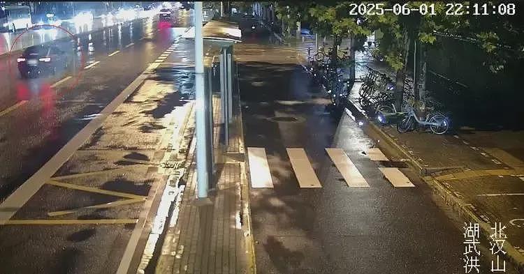 男子从湖南到辽宁旅游，一路连偷8辆车，无油即换车（组图） - 2