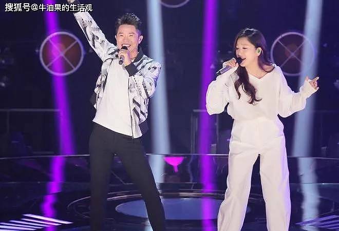 凤凰传奇演唱会取消代言被下架，曾毅越扒越有，玲花受连累（组图） - 4