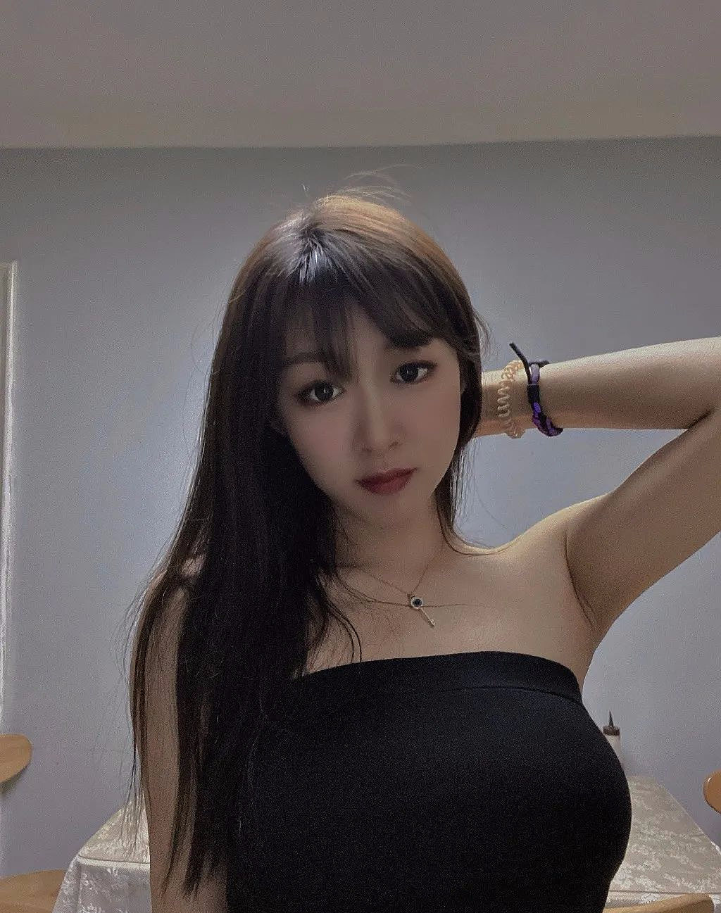 【美女】篮球教练魔鬼芭比身材太勾人，这次我要打码了？网友：堪比视觉盛宴...（组图） - 1