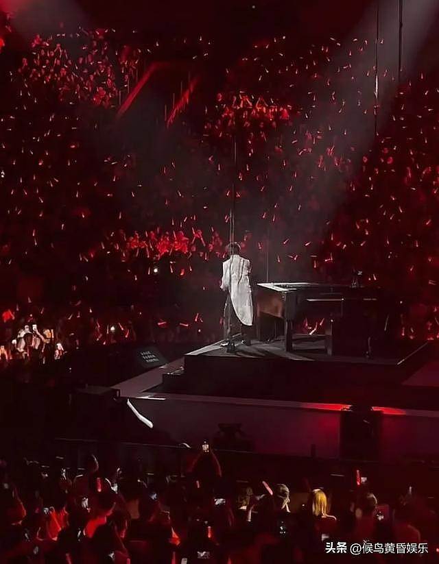 王力宏北京演唱会：潘玮柏“烧烤套装”引爆现场，收官夜火力全开（组图） - 7