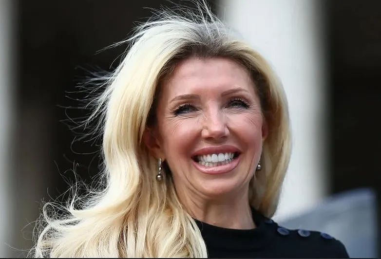 亲妈是英国阴谋论头子,宣传化疗不如自愈!女儿真信了,也真被坑死了...(组图) - 3