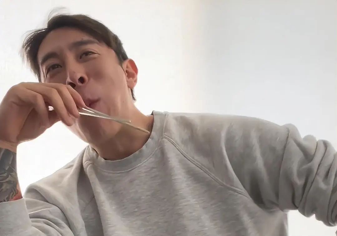 “韩国霸总”王辉刚红就翻车:隐瞒已婚真相,走爱中国人设,还想约中国女粉(组图) - 3