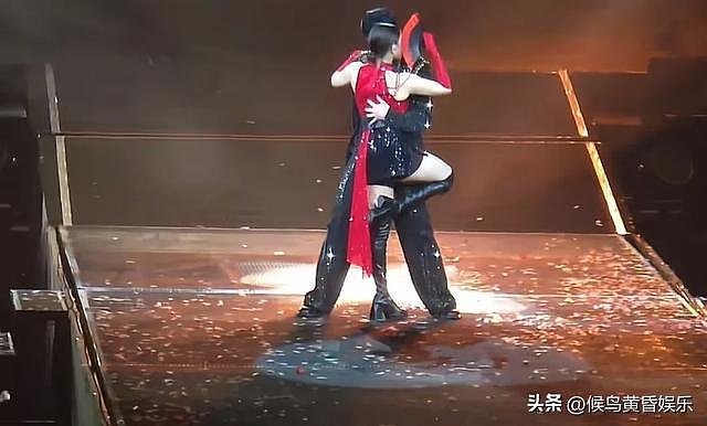 王力宏北京演唱会：潘玮柏“烧烤套装”引爆现场，收官夜火力全开（组图） - 8