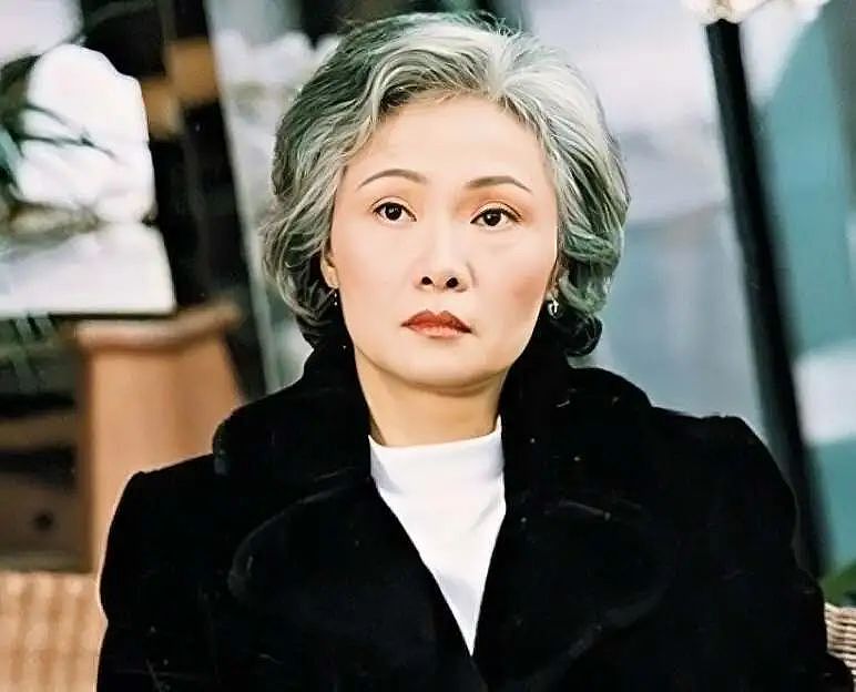 香港著名演员坠亡,疑自杀,和明星妻子的爱情羡煞旁人,一众明星悼念(组图) - 4