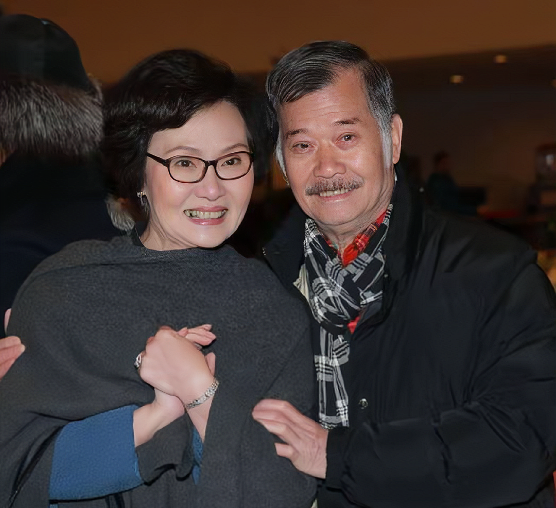 香港知名导演跳楼轻生离世,老婆雪妮确诊癌症还不知情(组图) - 10