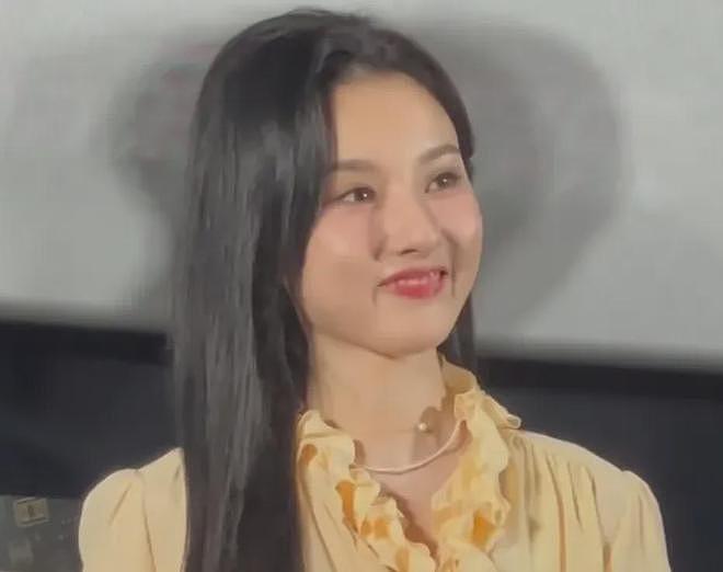 27岁宋祖儿脸部浮肿四肢瘦，疑似进食障碍长期催吐，状态惹人担忧（组图） - 9