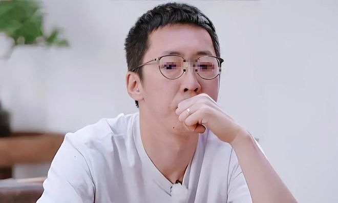 热搜第一!留几手炮轰李雪琴靠运气成名,吐槽董宇辉没才华(组图) - 2
