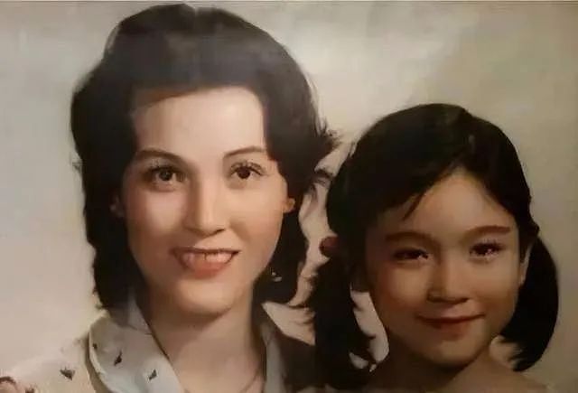 正式宣布复出！当“三”成瘾，被原配当众掌掴？她绯闻成群变笑柄？（组图） - 11