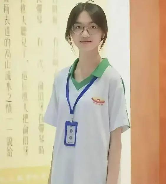 海南17岁女生去世：同学、朋友圈暴露细节，母亲曾表示想把她丢掉（组图） - 12