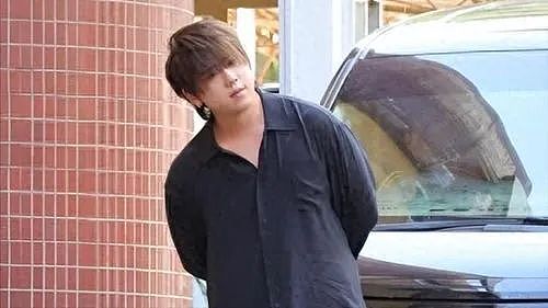 香港顶流姜涛坠海，坠海前疑服药被救过程公开，曾被王晶炮轰退圈（组图） - 8