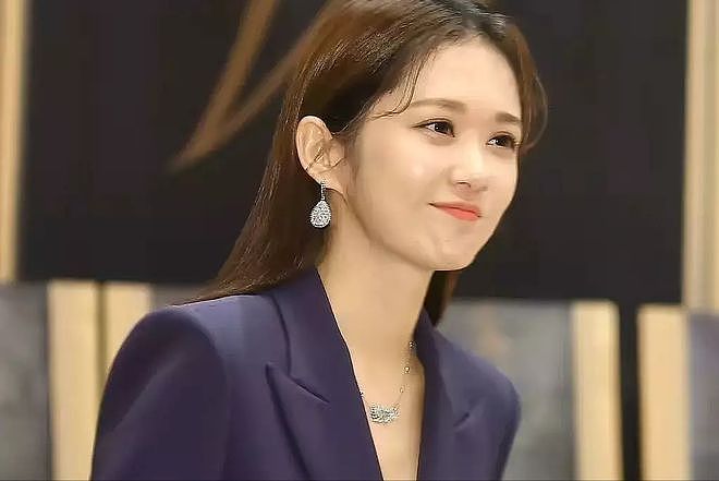 44岁张娜拉近照曝光，笑容甜美少女感十足，曾因争议言论遭抵制（组图） - 7