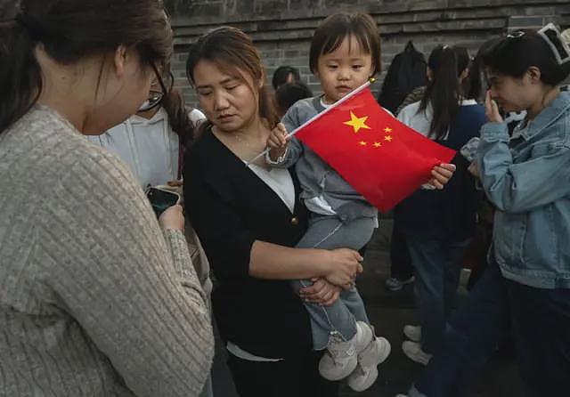 外媒：中国“催生潮”下有地方当局推“妈妈岗 ”，育儿女性职场再被边缘化（组图） - 4