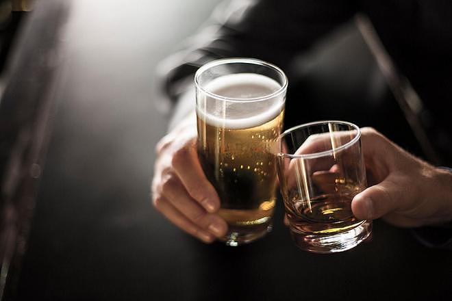 酒驾男子为逃避交警查车跳河身亡，妻子索赔200万，法院判了（组图） - 3