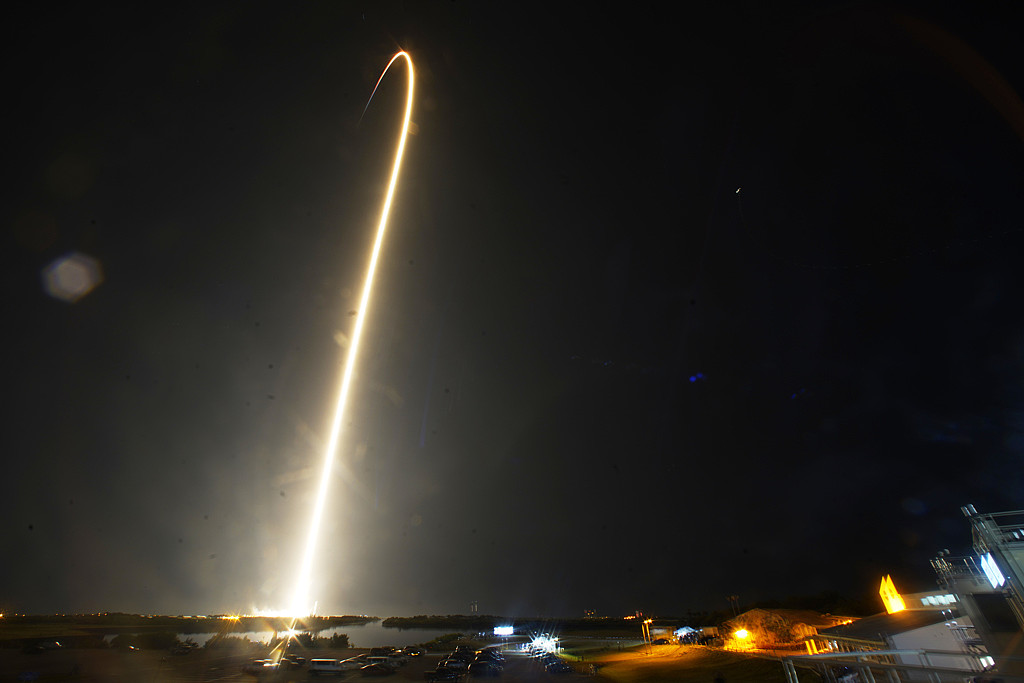 女太空人带3国新手升空！SpaceX优雅号首飞（视频/组图） - 3