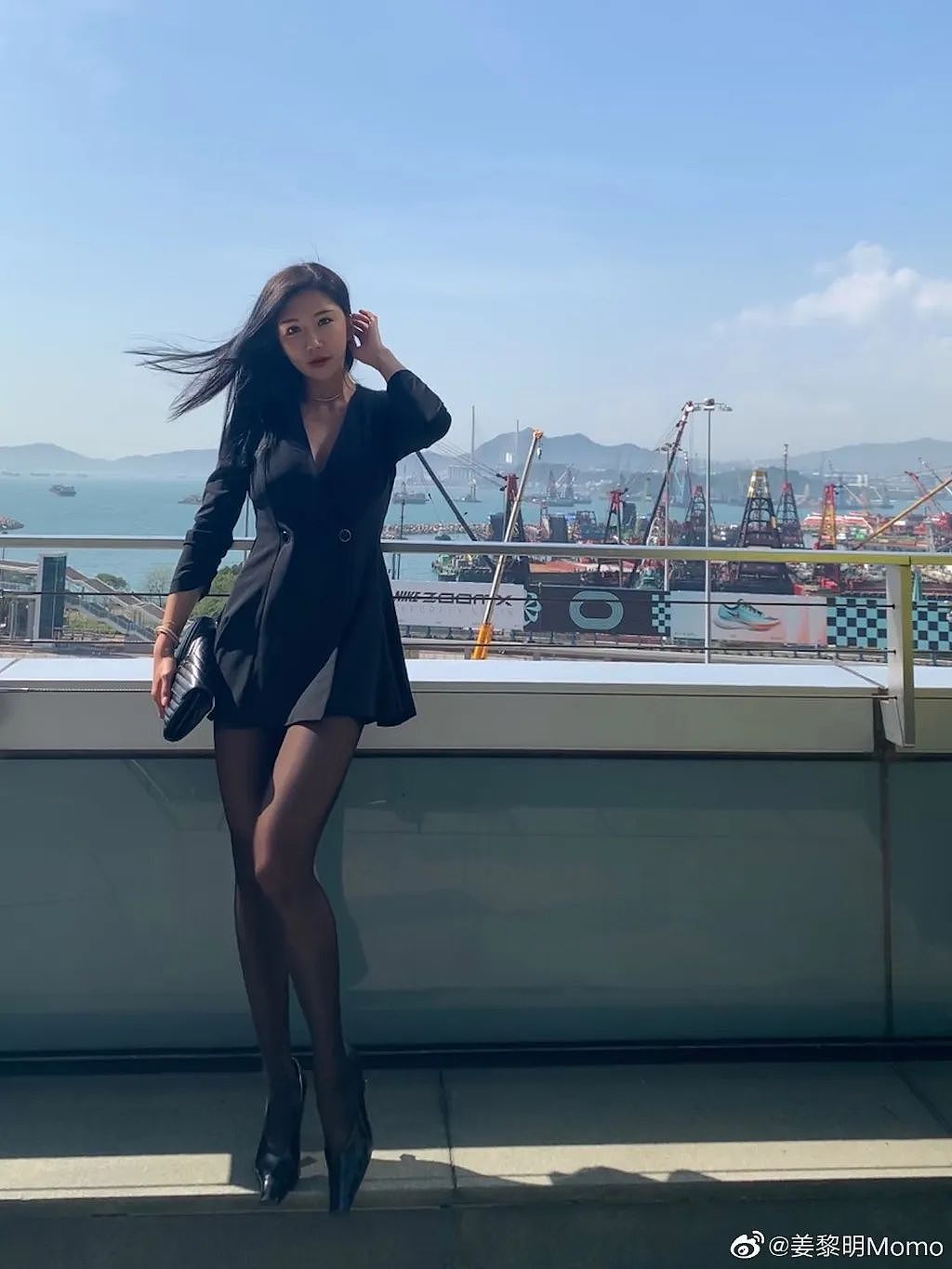 【美女】前凸后翘,这身材真的遭不住,网友:封“臀神”毫无争议!(组图) - 3