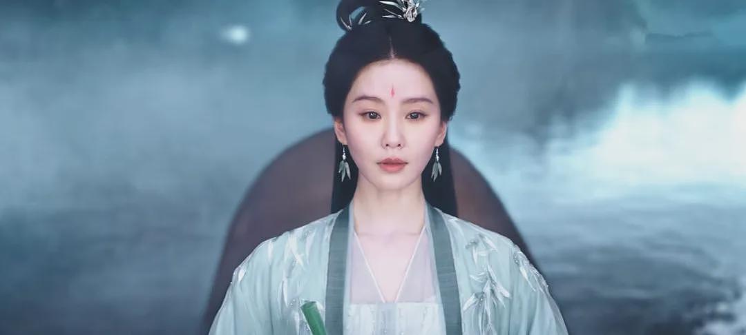 刘诗诗吴奇隆一家三口合体，破离婚传闻，全程零交流态度冷漠引争议（组图） - 6