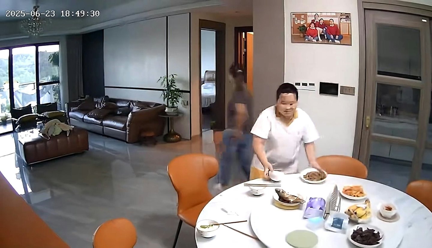 男童地震逃生时仍不忘大口扒饭影片曝!父亲:天生有点搞笑基因(视频/组图) - 10