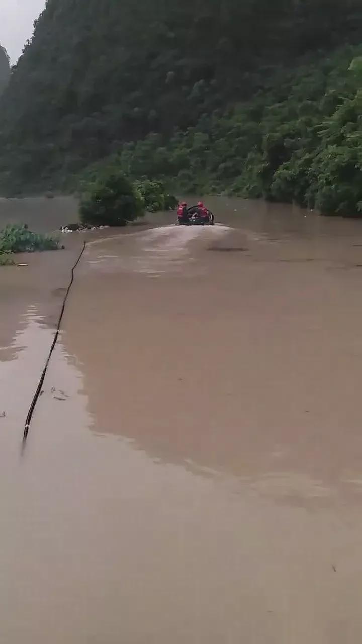 暴雨72小时:冲垮的稻田,中断的生活(组图) - 11
