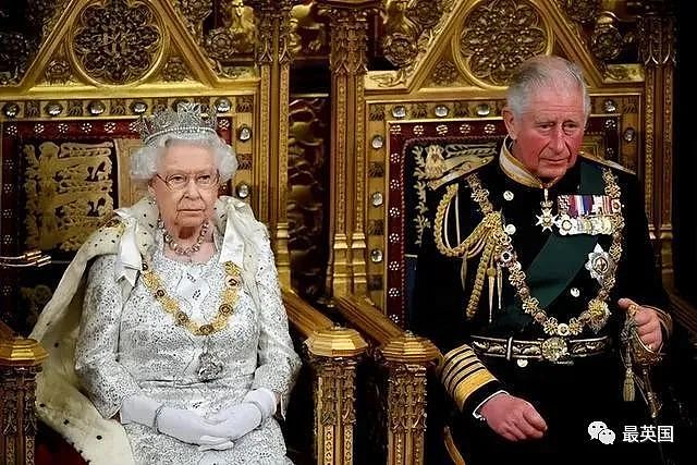 牙膏必须1英寸、浴缸水位需精准？查尔斯难伺候到“离谱”，却心甘情愿被孙子当玩具抠眼睛（组图） - 1