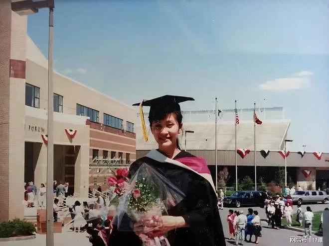 又美又飒的知名女演员,转行去当老师了(组图) - 5